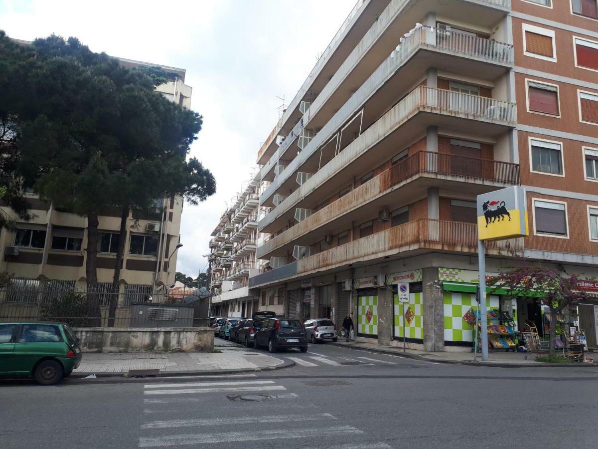 B&B Sicilia メッシーナ エクステリア 写真